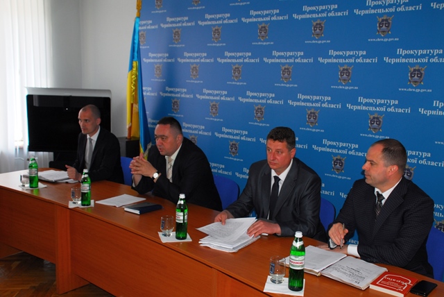 Прокурор області Олег Соболь зустрівся з громадськими активістами