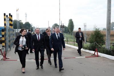 За 8 місяців на українсько-румунському кордоні перевірили 2,5 мільйона осіб та 930 тисяч транспортних засобів