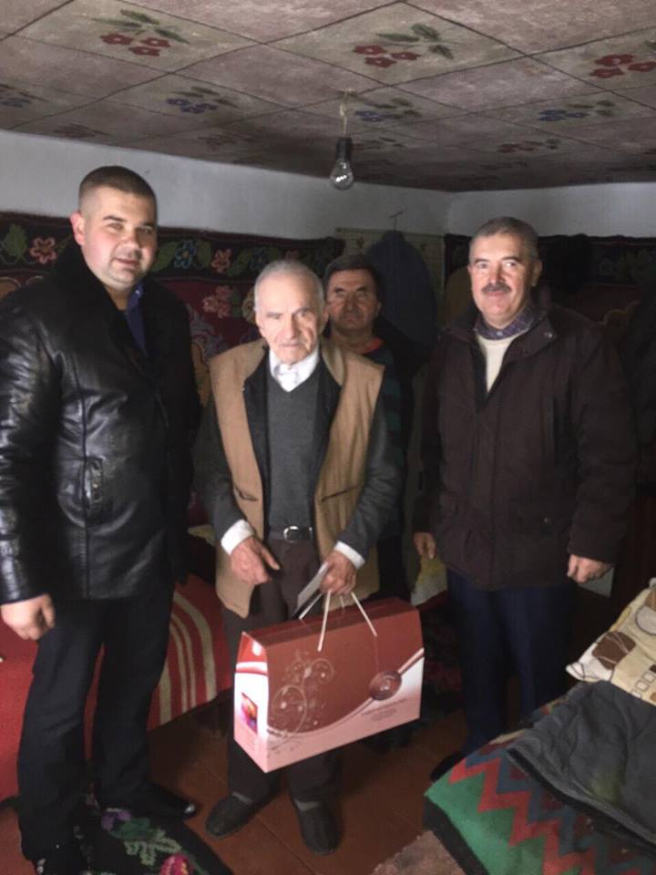 На Буковині «батьківщинівець» забезпечив освітлення території сільської школи