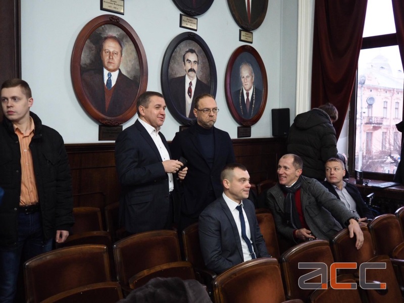 Сергій Власенко прийде завтра на сесію Чернівецької міської ради