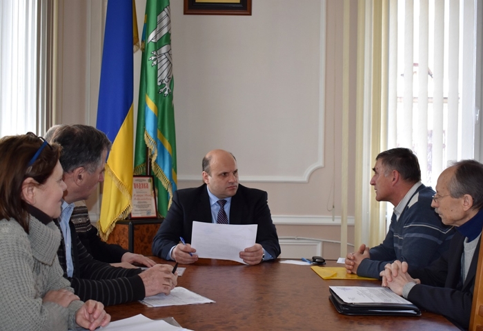 Іван Мунтян провів нараду з керівниками комунальних закладів культури