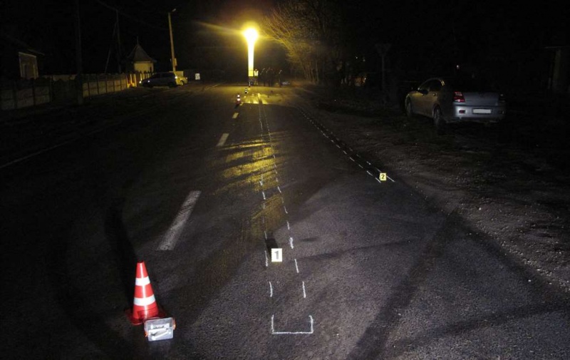 В Чернівецькій області підліток на батьківській машині убив пішохода