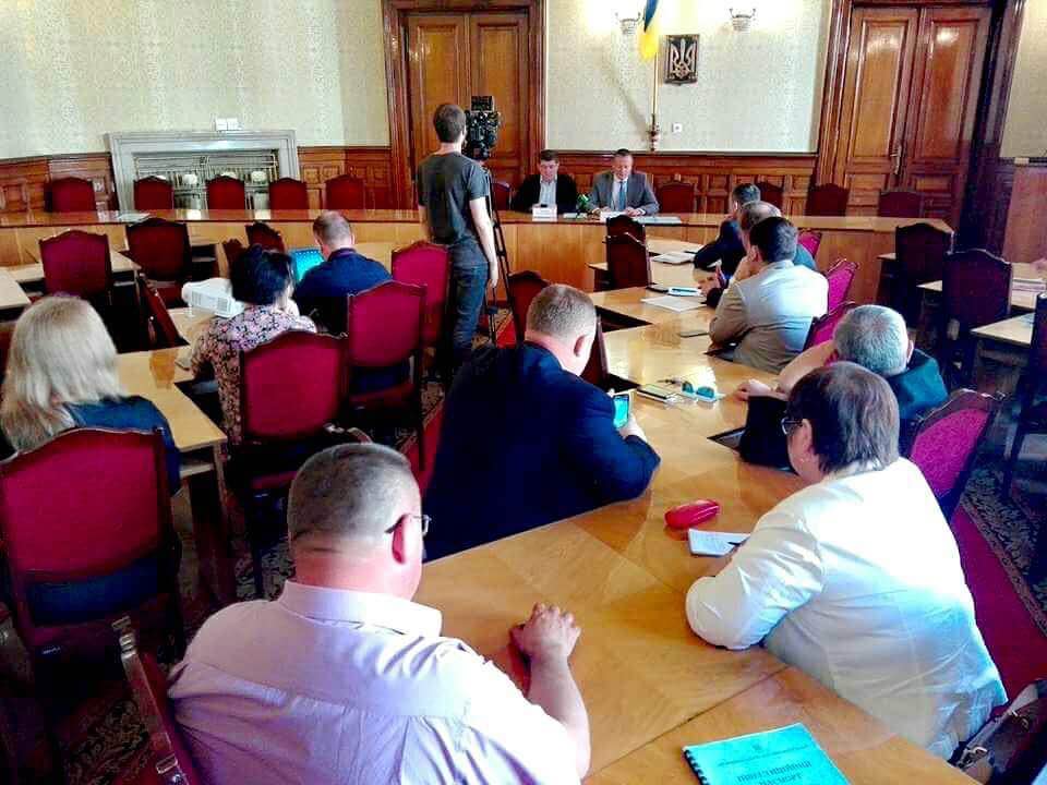 Гостюк з Бурбаком представили ініціативу щодо розробки інвестиційних паспортів об’єднаних територіальних громад