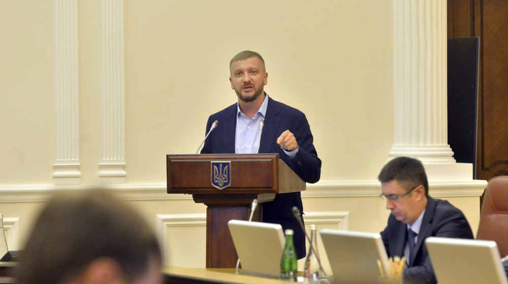 Завдяки новаціям #ЧужихДітейНеБуває з початку року горе-батьки виплатили 2,7 млрд грн боргів, - Павло Петренко