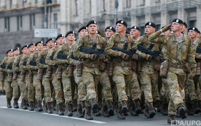 В Україні остаточно змінили військове вітання на Слава Україні