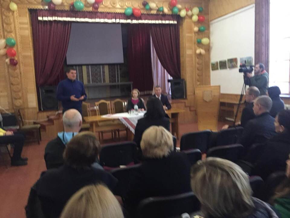 Бурбак доповість міністру освіти Лілії Гриневич про потреби Вижницького коледжу прикладного мистецтва імені В.Шкрібляка