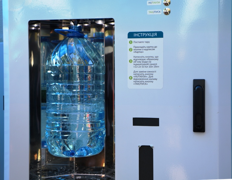 У Чернівцях перевірили якість води з пунктів розливу питної води на території міста