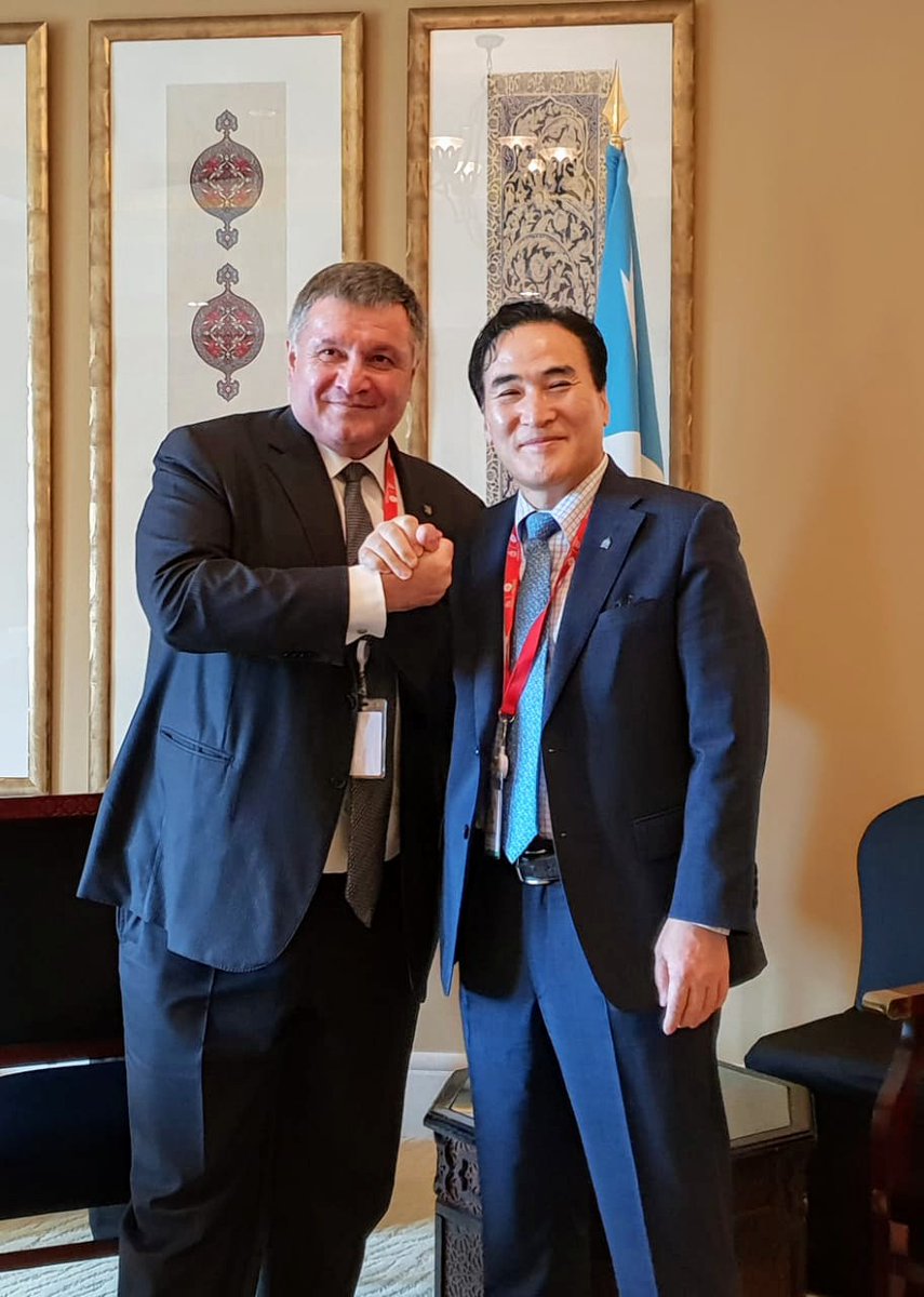 Новий керівник Інтерполу - це ще одна перемога України в гібридній війні, - Бурбак  (відео)