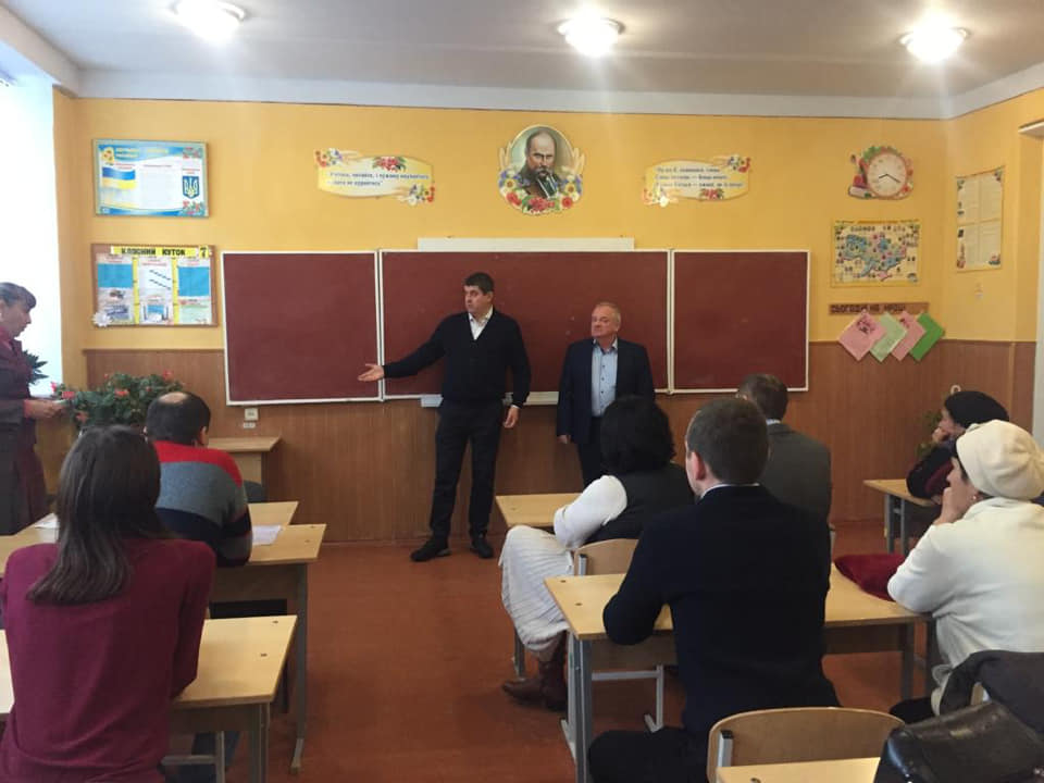 Бурбак запевнив громаду Ставчанської ОТГ у підтримці незалежно від результатів виборів