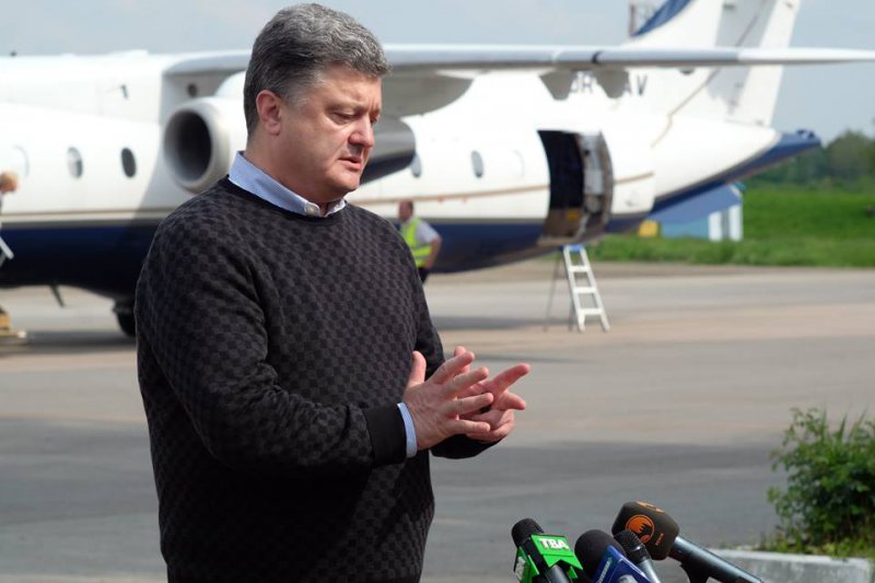 Порошенко переніс візит до Чернівецької області на інший час  