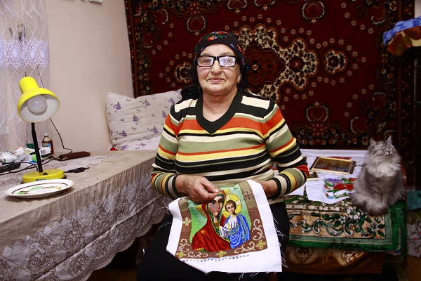 І народжується краса з-під  рук Галини Павлюк з Приворок