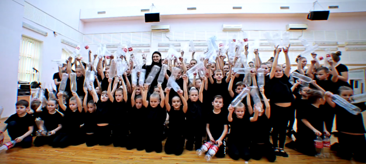 Марина Тимофійчук (NAVKA) запустила Всеукраїнський екологічний флешмоб серед школярів 'Я за Чисте Довкілля'