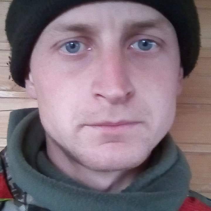 Десантника Дмитра Костенюка, який загинув на російсько-українській війні, поховають 2 квітня у Чернівцях