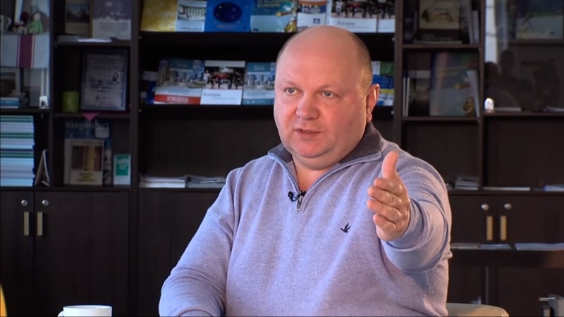 Продан виправдав закупівлю вживаних тролейбусів по високій ціні, але на всяк випадок перевів стрілки на керівника ЧТУ