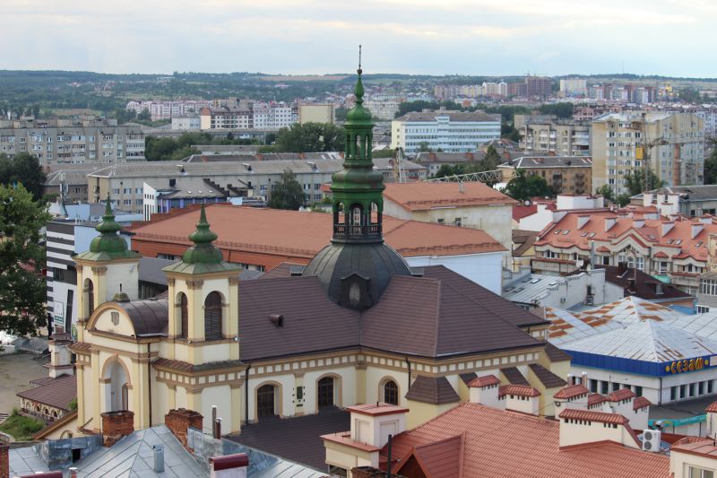 Івано-Франківськ випередив Чернівці у рейтингу найкрасивіших міст України