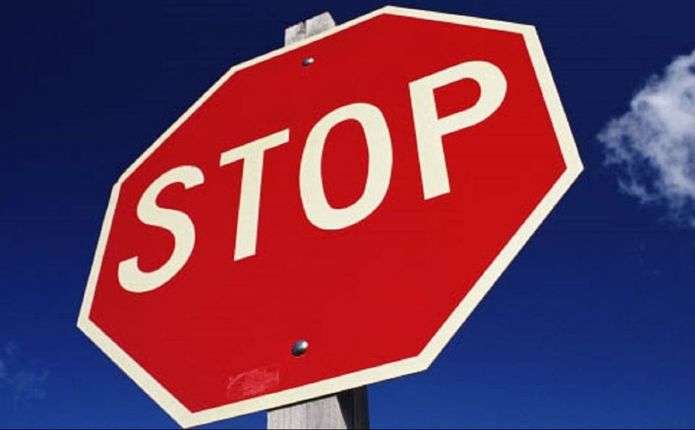 На Вижниччині через зсув ґрунту перекрито дорогу між селами Бережонка та Майдан
