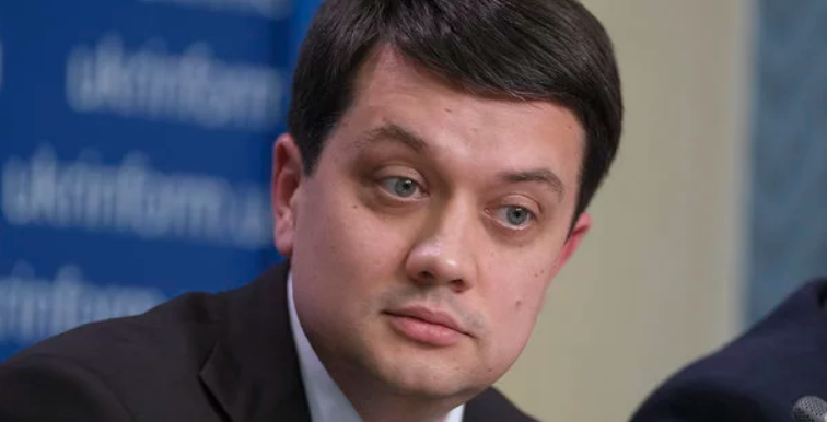 Разумков: Якщо в областях брали гроші за потрапляння до списку 'Слуги народу' - ми не готові за це відповідати