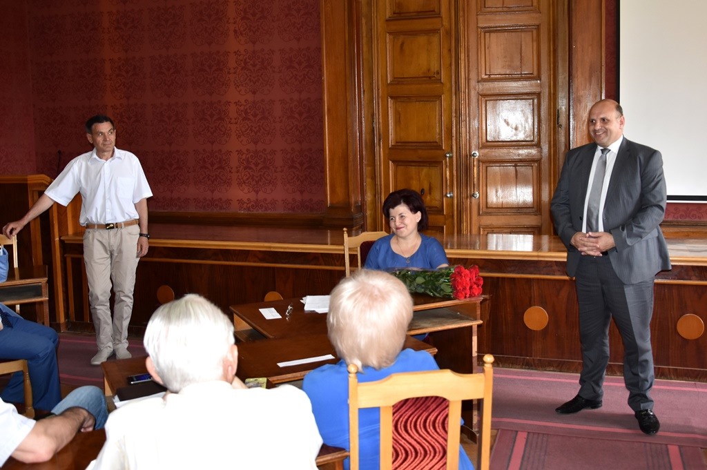 Іван Мунтян заявив, що викладачі та студенти, які  вільно обрали Романа Петришина ректором ЧНУ імені Юрія Федьковича, не помилися у виборі 