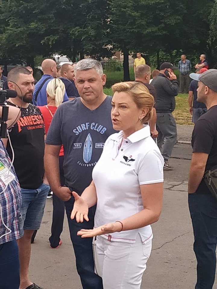 Оксана Продан балотується до Верховної Ради України по мажоритарному округу в Чернівцях