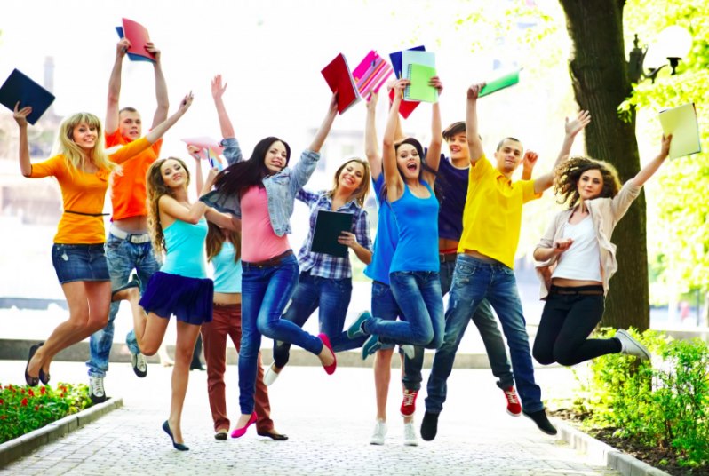 Федорук зізнався у любові до видовищних спортивних змагань і згадав, як крутив перші в Чернівцях дискотеки на Гравітоні 