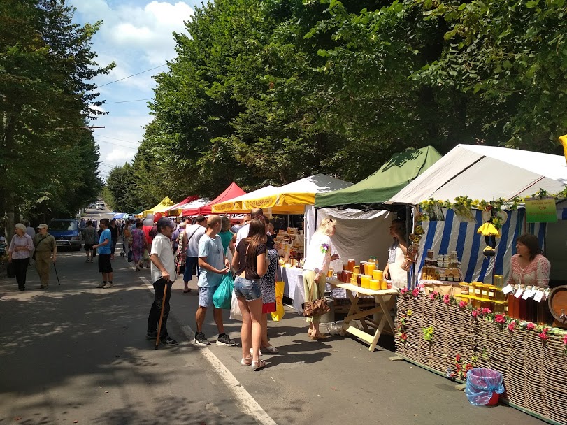 У Чернівцях відбудеться традиційний “Петрівський ярмарок” (програма)