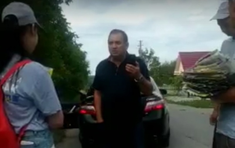 Скандальний 'господар' Сокирянщини і VIP-агітатор 'Слуги народу'  влаштував «розбірки» з агітаторами: залякував і погрожував (з'явилось відео)