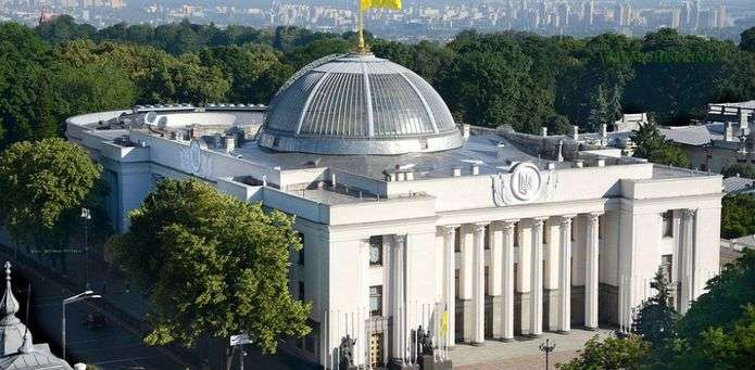 У Верховну Раду за списками партій проходять шестеро депутатів з Чернівецької області