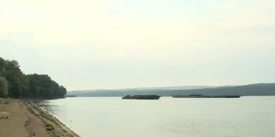 Румунія не пропустила до Сербії танки з РФ