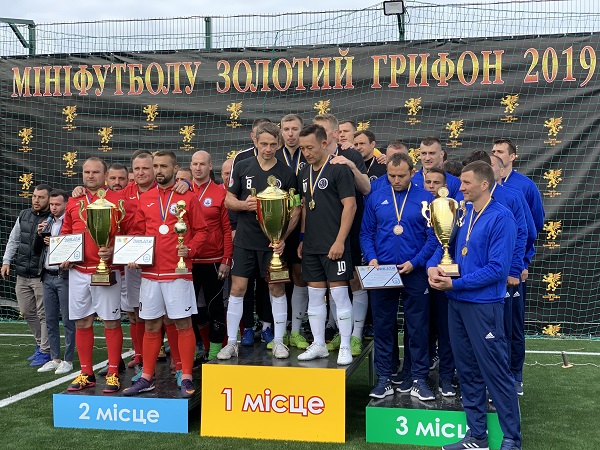 Команда Управління захисту економіки в Чернівецькій області здобула «срібло» в турнірі з міні-футболу «Золотий грифон 2019»