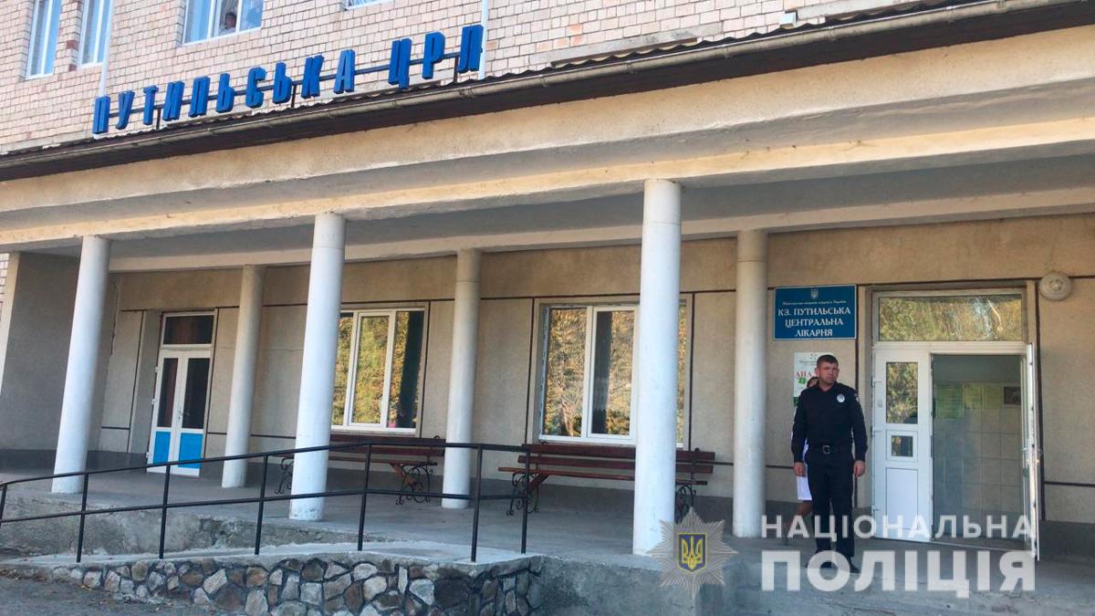 Банкет, де отруїлися гості, загалом відвідували майже 250 осіб: Поліцейські розслідують масові отруєння людей у двох районах Чернівецької області