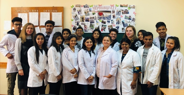 Студенти-іноземці презентували фотогазету з нагоди Дня міста Чернівці