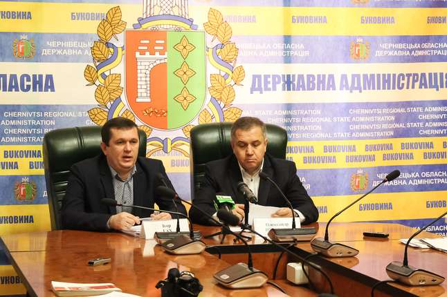 Гах і Пуршага розповіли про ремонт доріг в Чернівецькій області