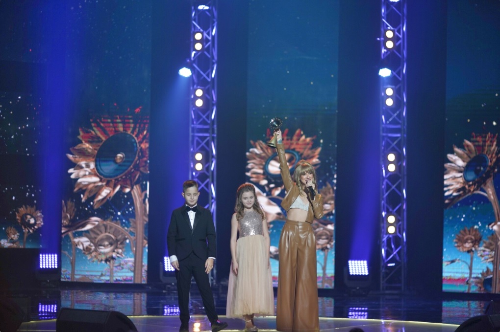 Співачка TAYANNA з Чернівців отримала престижну музичну нагороду