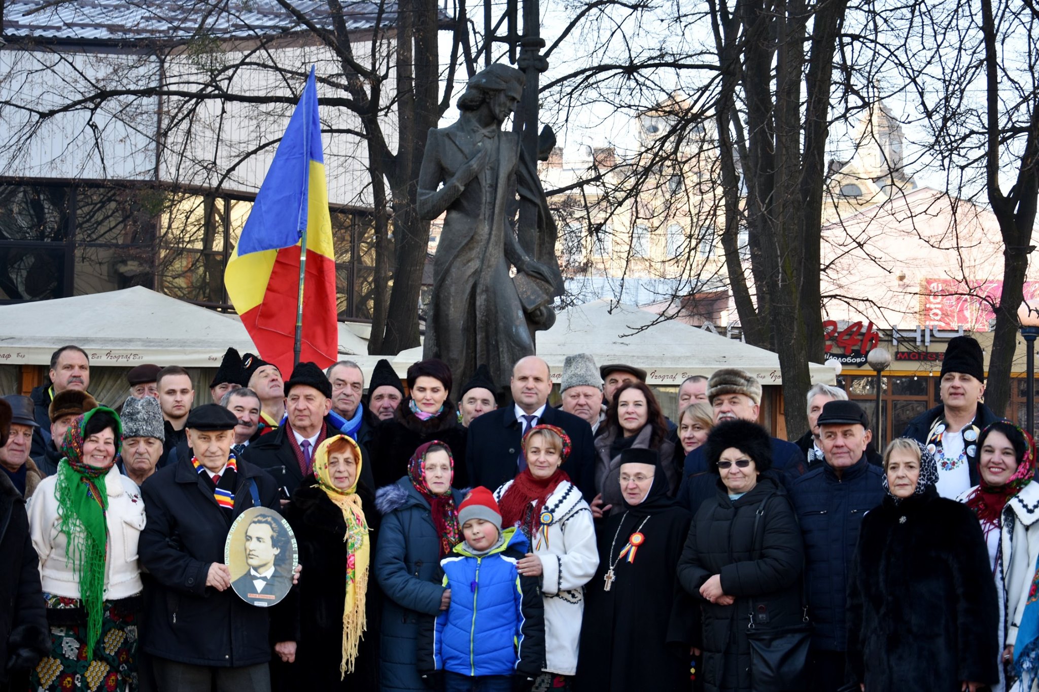 Іван Мунтян поклав квіти до пам’ятника Міхая Емінеску