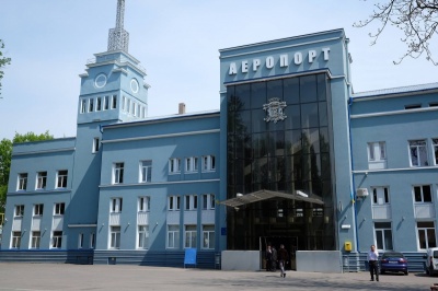 Київ шукає інвестора, готового вкласти $45 млн в аеропорт «Чернівці»