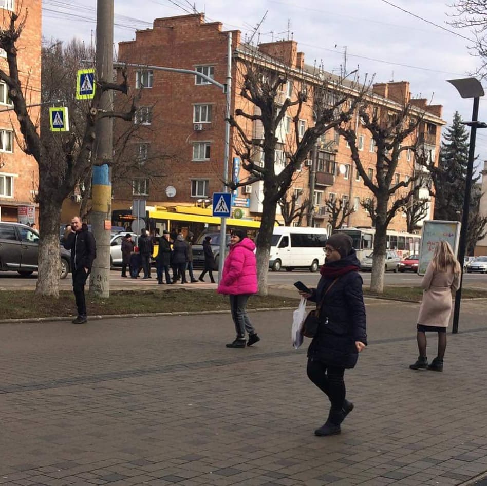 У поліції поспівчували чернівчанам, яким довелося виходити на протести, аби добиватися свого, а також тим, хто став заручником через незручності, викликані протестами 