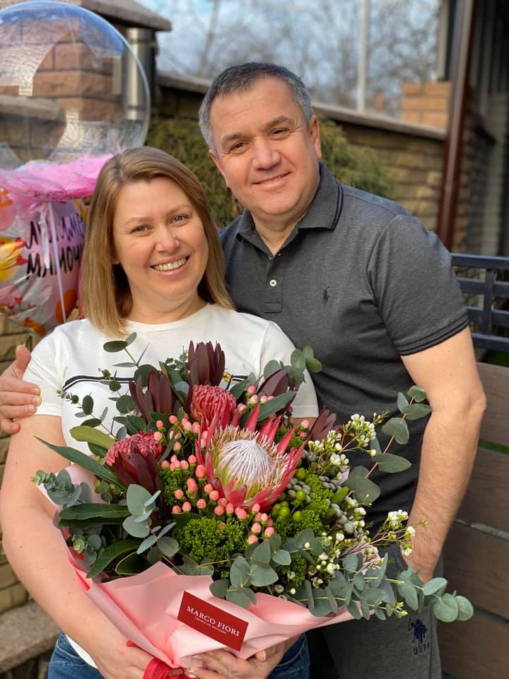 Олександр Пуршага: Дорогі наші подруги, посестри, кохані, рідні, усі чернівчанки! 