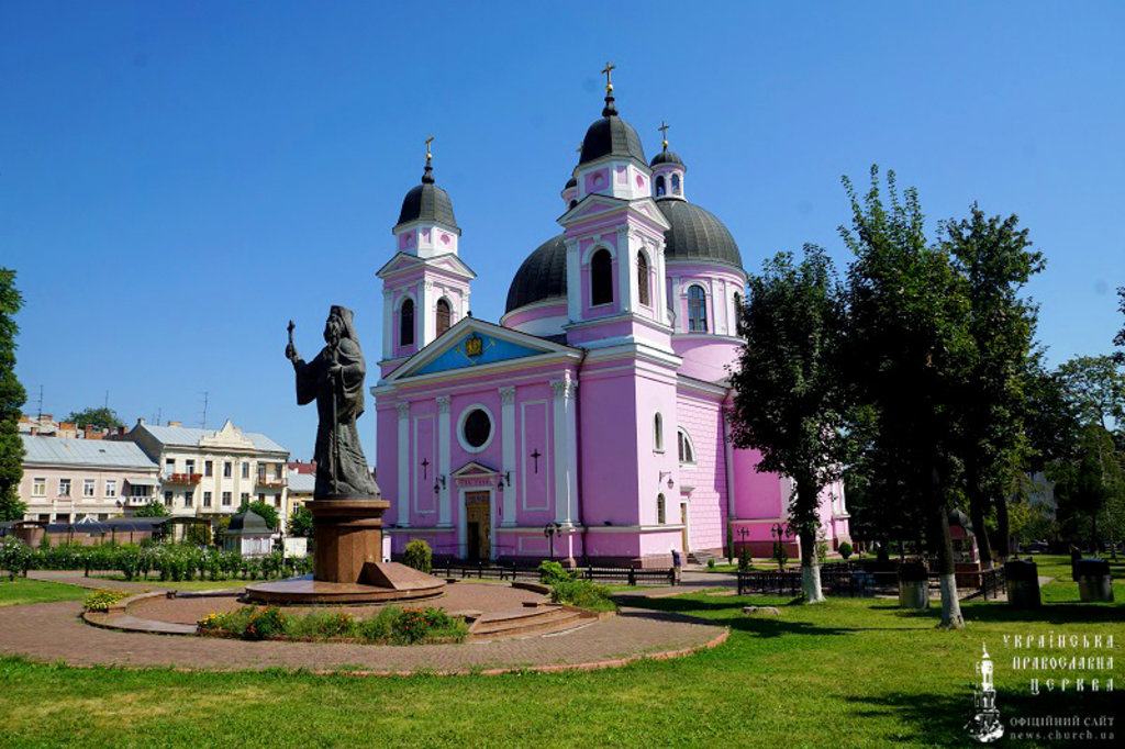 Чернівецька єпархія прокоментувала інформацію щодо трьох інфікованих кліриків