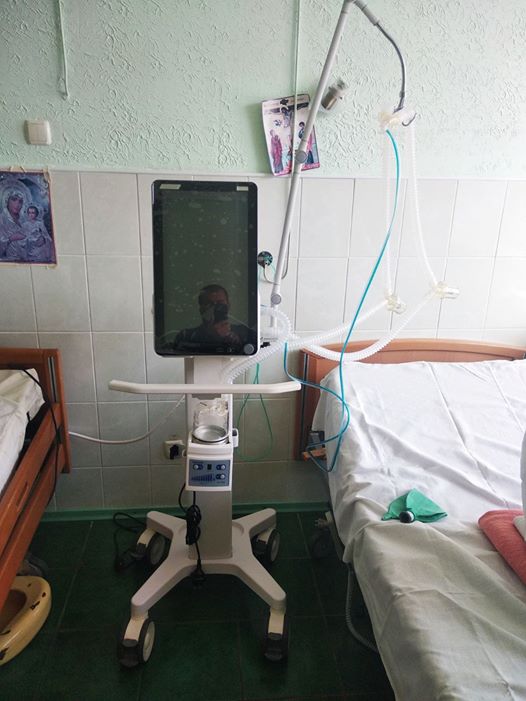 За медичною допомогою через COVID-19 на Буковині станом на 10 квітня звернулися 326 осіб, 198 із них лікуються у стаціонарах 