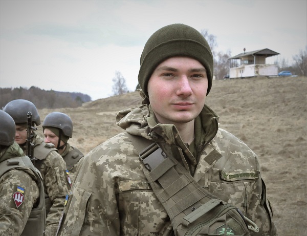 Із строковиків в контрактники: більше 60 буковинських юнаків уклали контракт після проходження строкової військової служби в різних військових частинах