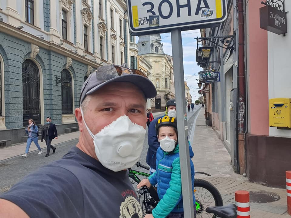 У Чернівцях депутат міськради Петришин повідомив про готовність до участі/організації акцій громадської непокори проти карантину 