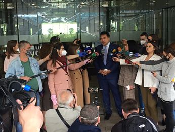 'Декілька разів в позитиві згадував Чернівці': 'Слуга народу' з Буковини повідомив подробиці зустрічі фракції із Саакашвілі