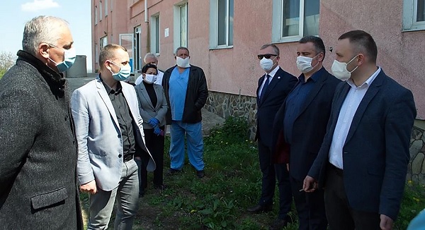 У Хотині недобудований пологовий будинок хочуть перетворити на сучасне приймальне відділення 