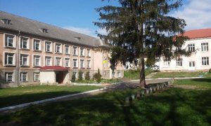 У Чернівцях мітингували працівники санаторію післятуберкульозної реабілітації