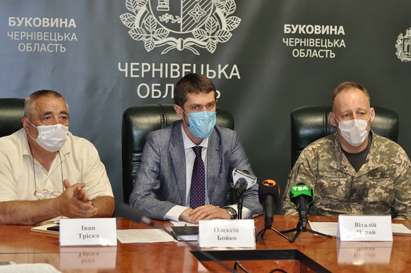 Буковинці охочіше йдуть до війська: відсьогодні до кінця липня до лав Збройних Сил відправлять 455 юнаків