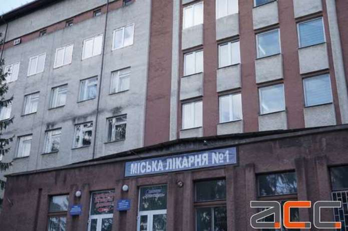 У Чернівцях залишилося лише 29 вільних ліжок для хворих на коронавірус, тому  чернівчан за потреби прийматиме Новоселицька та Герцаївська ЦРЛ 