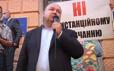 У МОЗ заявили, що на Буковині одна з найскладніших ситуацій з COVID-19, але Продан продовжує піаритися на судовому позові до Кабміна з вимогою скасувати «червону» зону