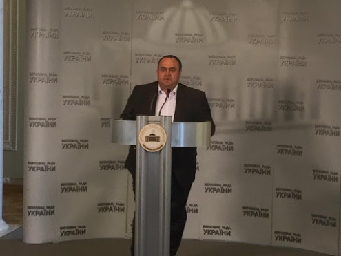 «Слуга»-спортсмен Мазурашу тричі відстав від попередника Тіміша