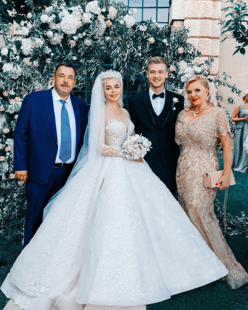 Співачка Аліна Гросу розлучилася