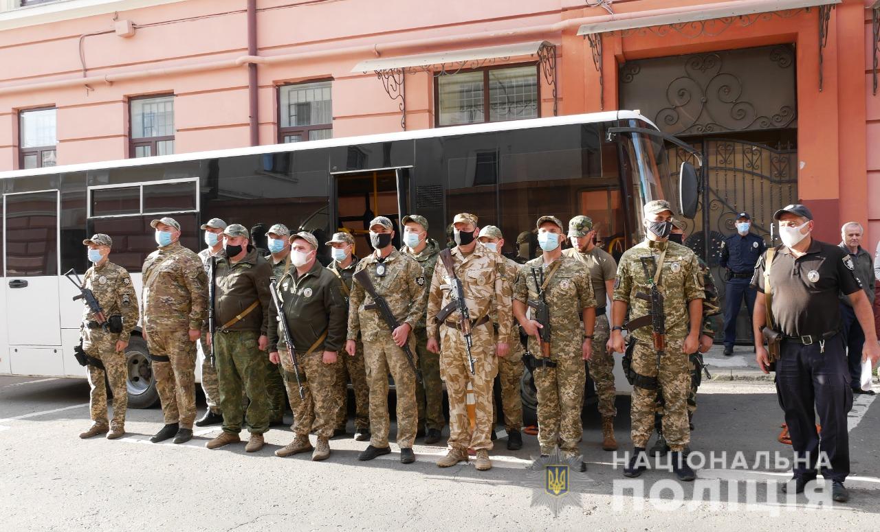 На Буковину із зони проведення ООС повернулися правоохоронці